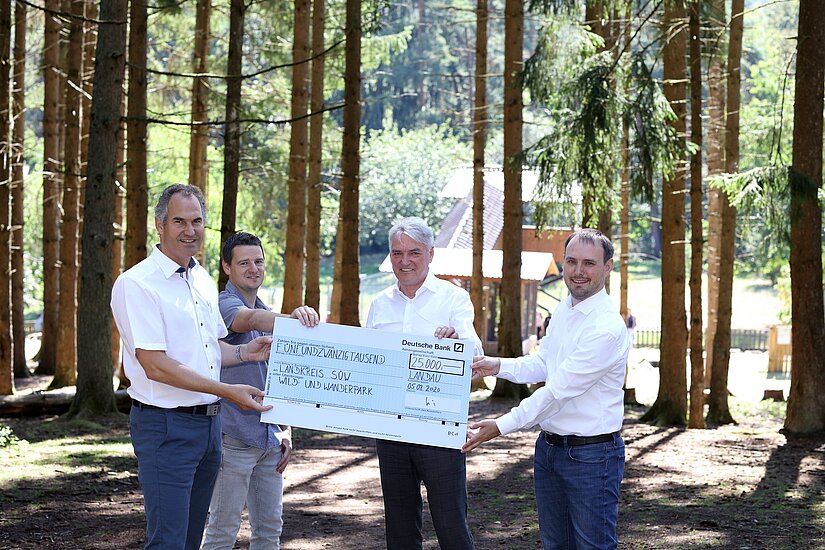 Progroup spendete 2020 25.000 Euro für Projekte des Landkreises Südliche Weinstrasse.