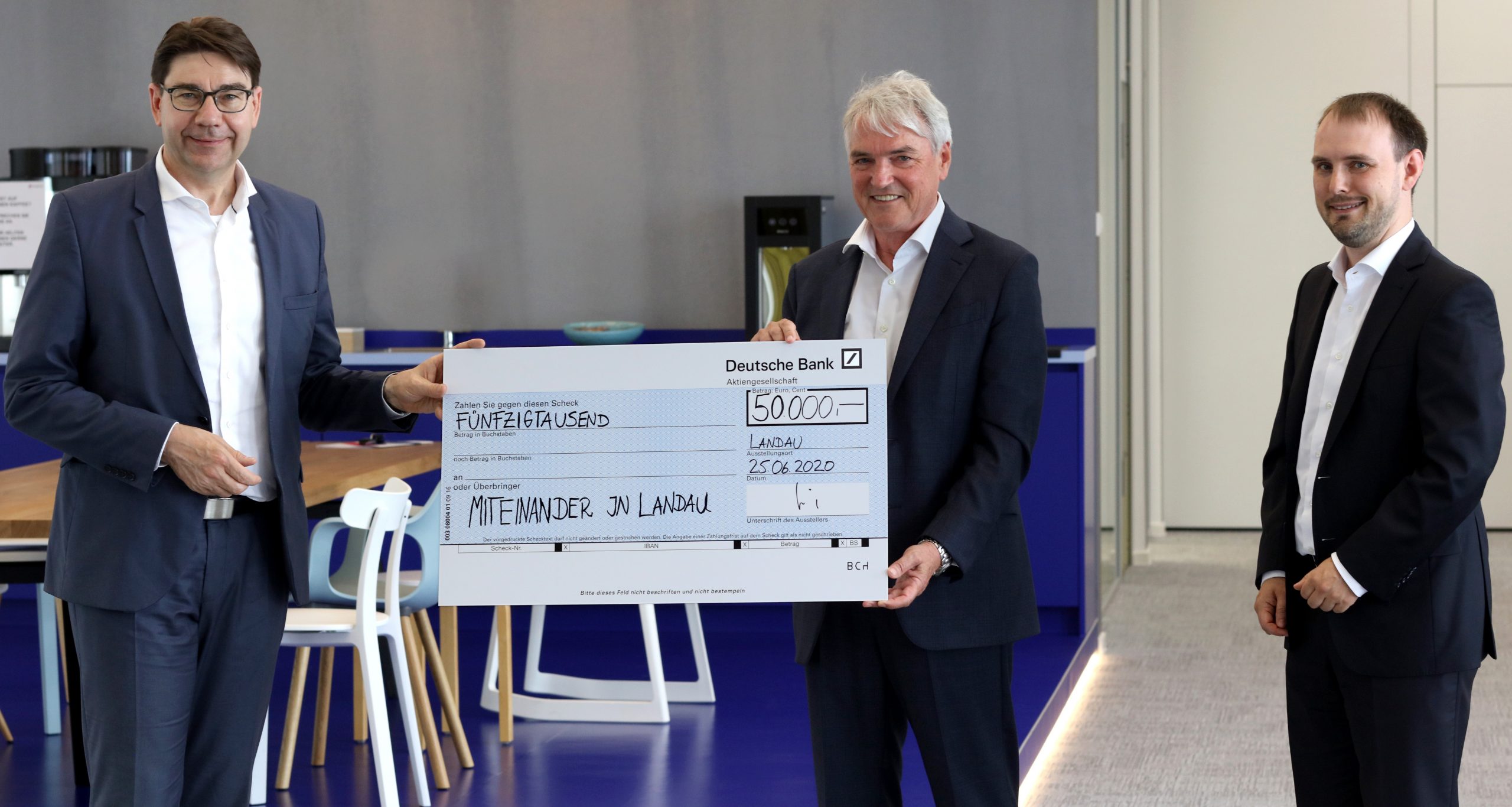 Für das Corona Hilfspaket "Miteinander in Landau" spendete Progroup 50.000 Euro.